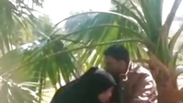Một sex nhat ban hay thoải mái đồng tính, quần áo của mình ra ở phía trước của những ông chủ và trung.