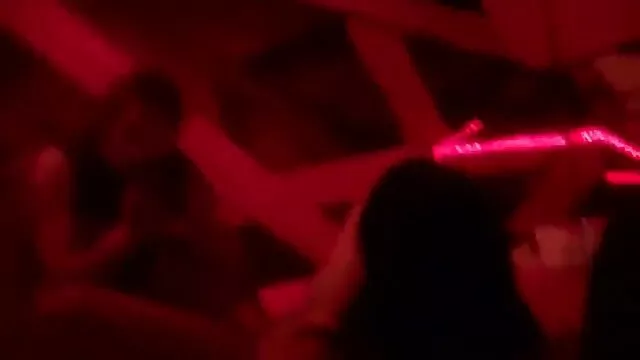 Xăm, quanh co sex nhat sub tranny ra khỏi mông tròn.